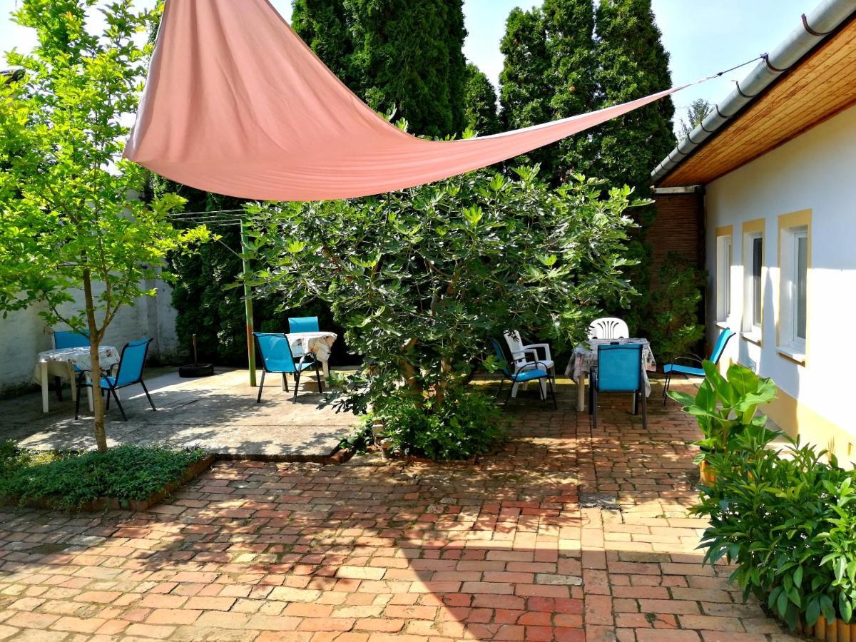 Hotel Brindza Vendeghaz Segedyn Zewnętrze zdjęcie
